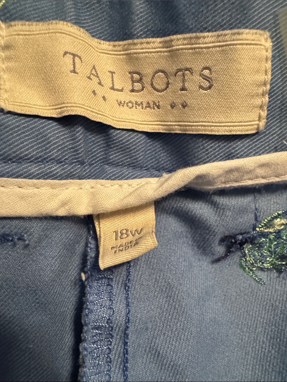 Talbots Navy Blue Shorts with Neon Green Embroidered Turtles - Picture 2 of 4